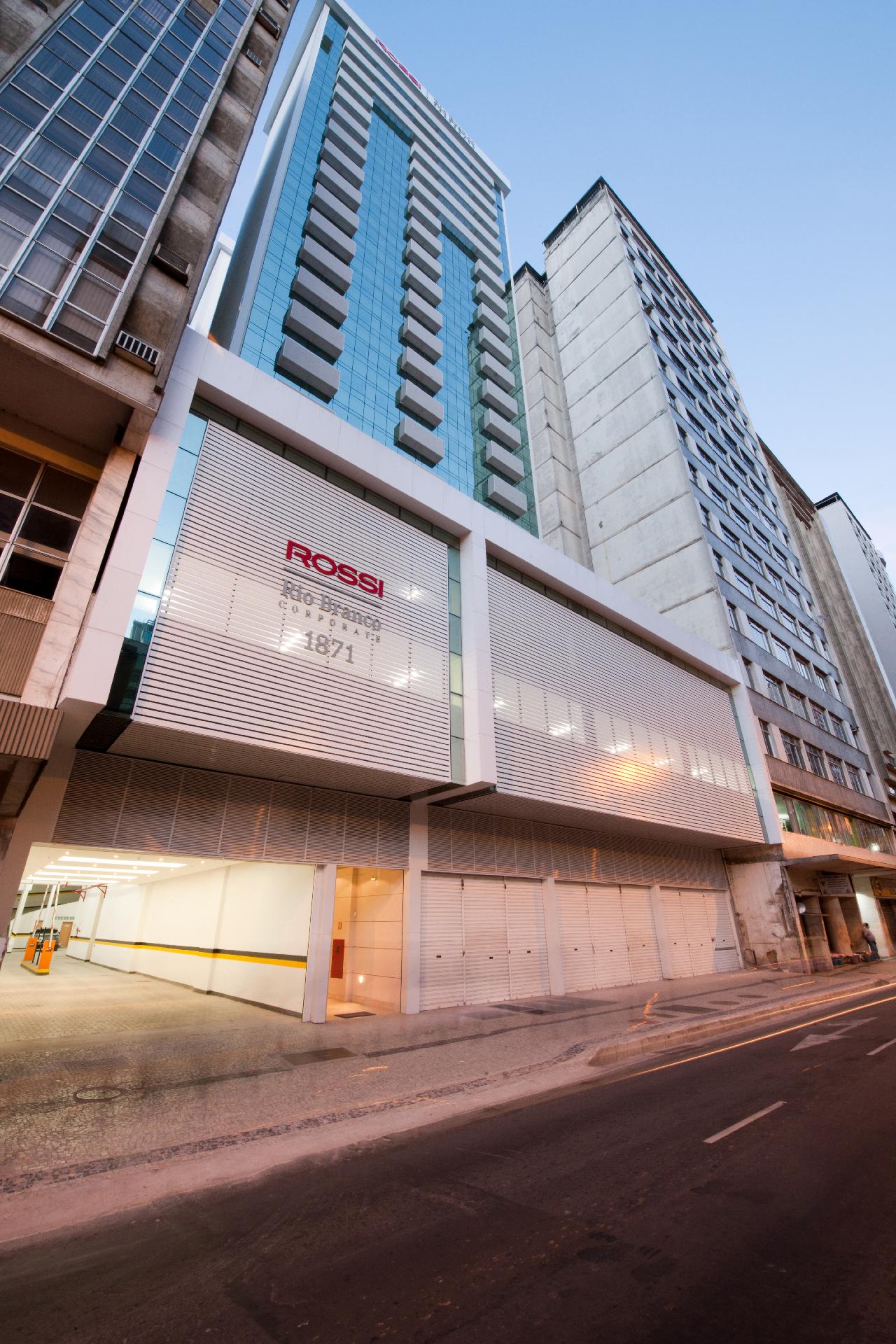 Rossi Rio Branco Corporate — empreendimento entregue Larivoir